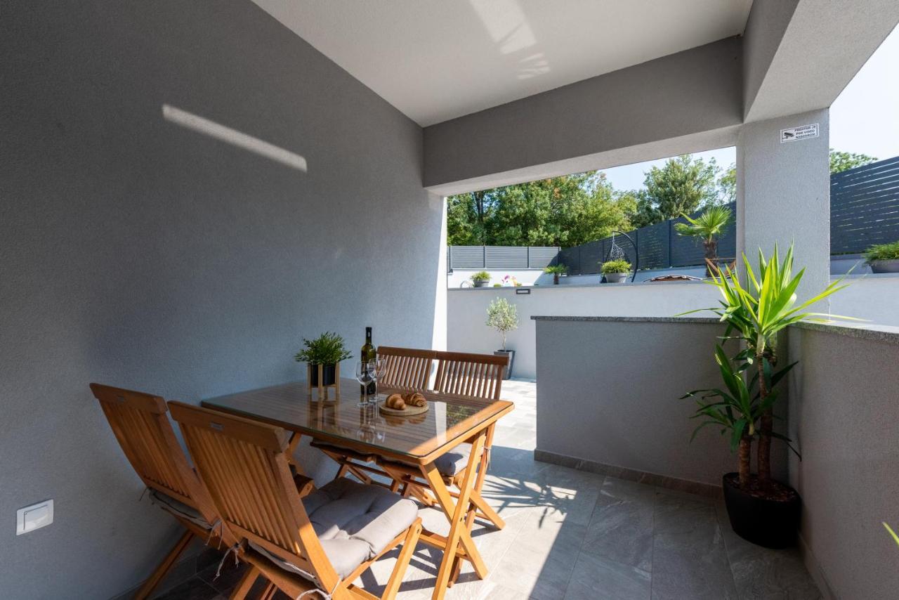 Apartment Lo&Ti Чижичи Экстерьер фото