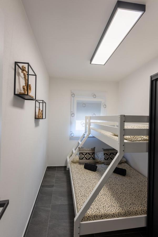Apartment Lo&Ti Чижичи Экстерьер фото