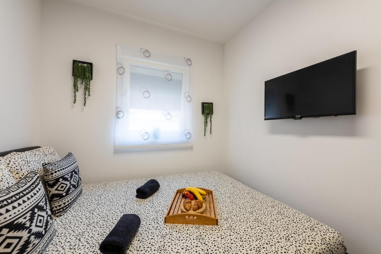 Apartment Lo&Ti Чижичи Экстерьер фото