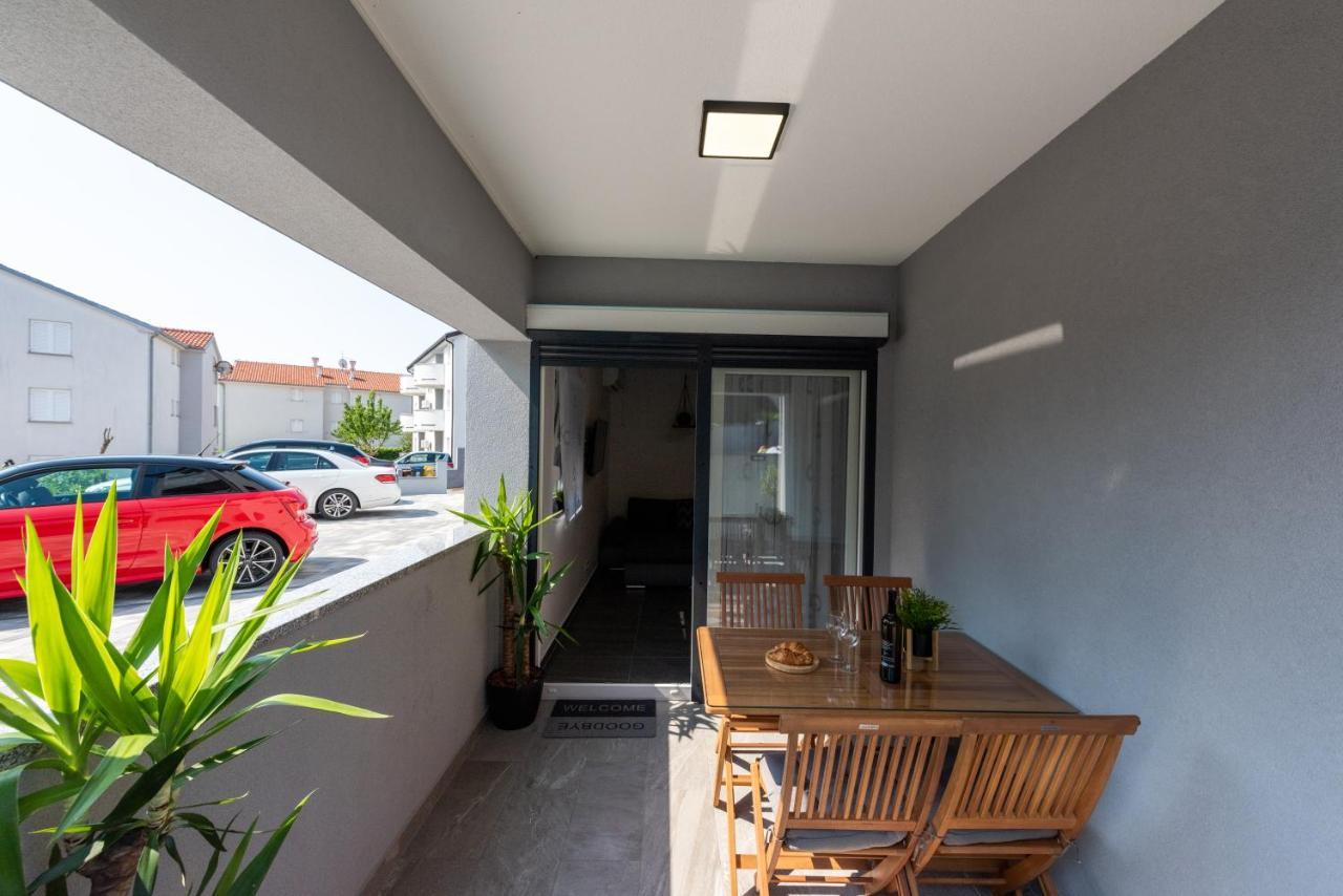 Apartment Lo&Ti Чижичи Экстерьер фото