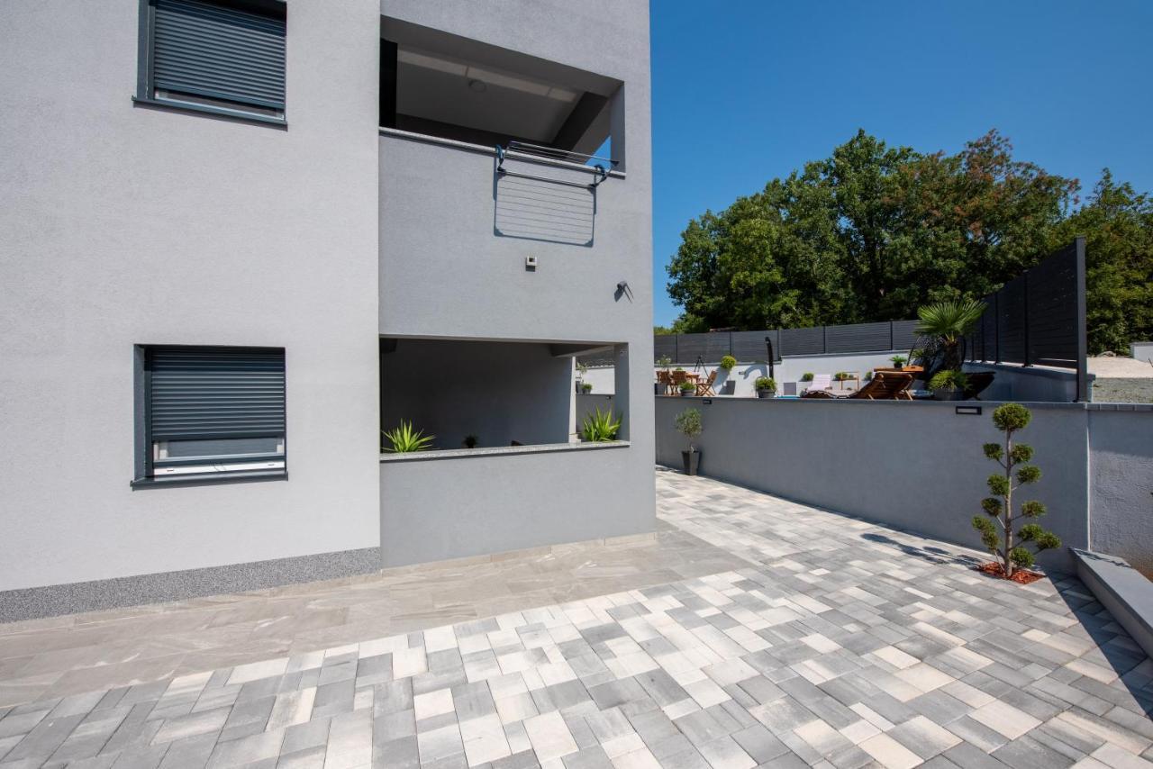Apartment Lo&Ti Чижичи Экстерьер фото
